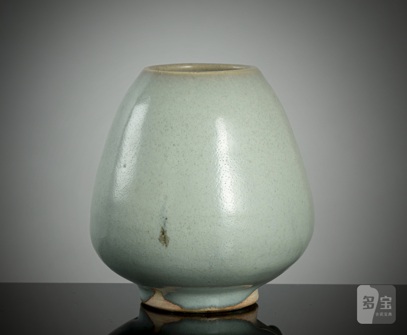 A lotus bud vase with Jun glaze - 图3